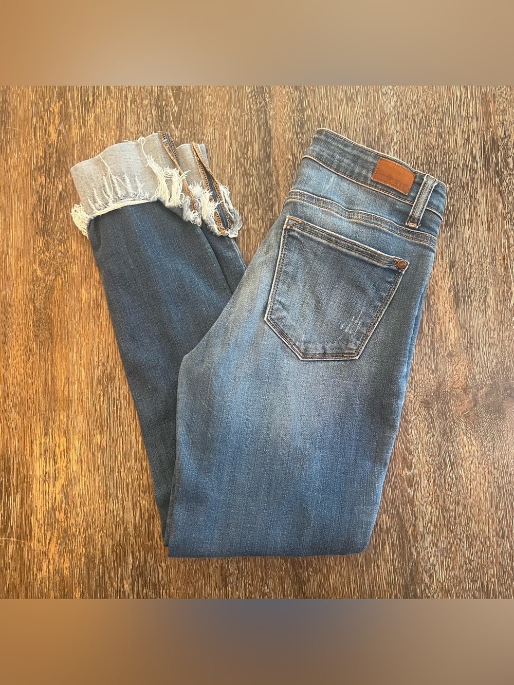 Judy Blue Skinny Fit Distressed Medium Wash Blue Jeans Size 5/27